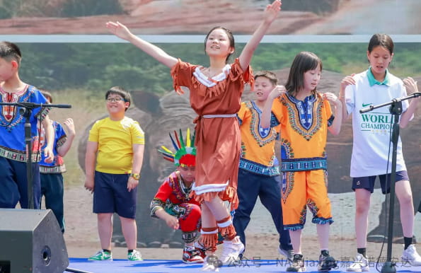 国际日暨草坪音乐节回顾：一场文化的盛宴，一次心灵的狂欢 - festival