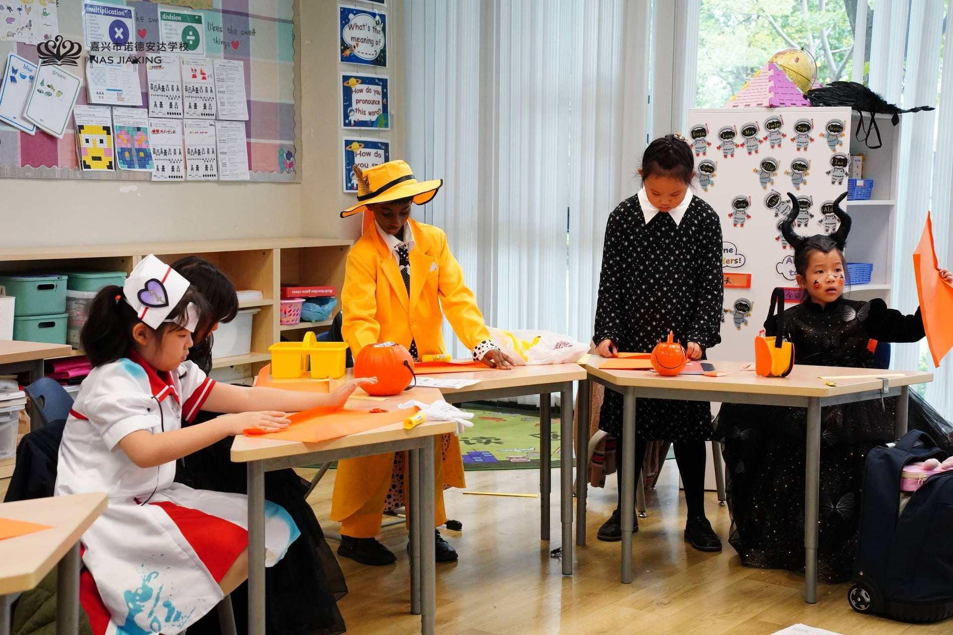 创意飞扬，梦想绽放：嘉兴市诺德安达学校“魔力变装日”精彩上演 - School Dress-up Day